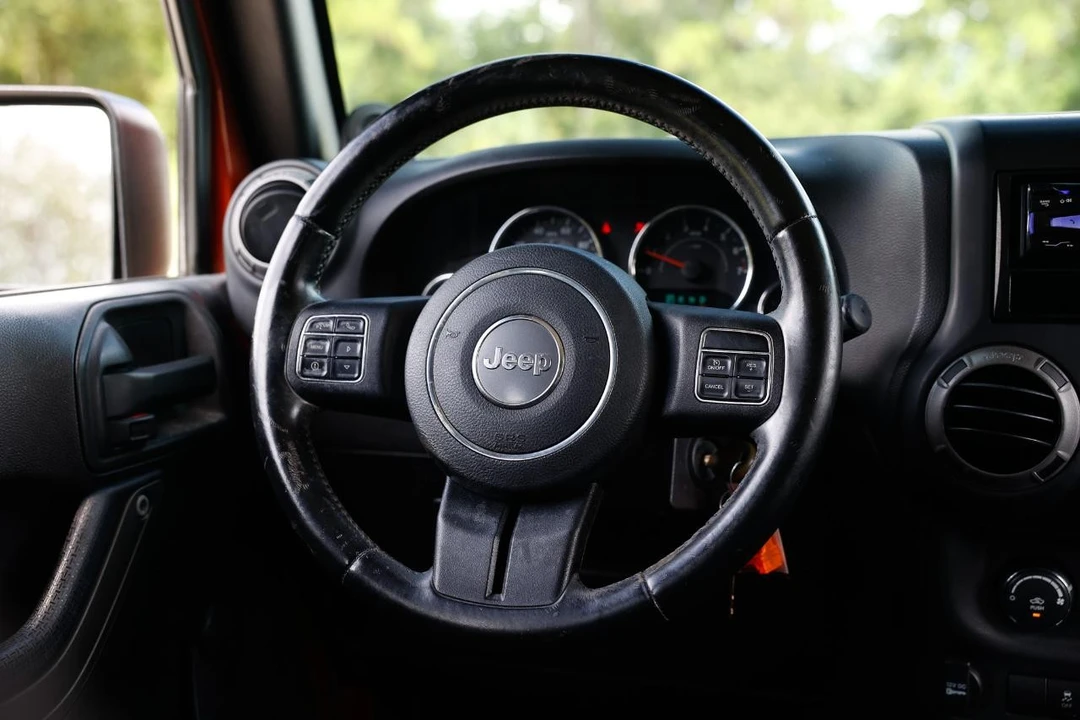 2014 Jeep JK Wrangler - Image 28 of 31