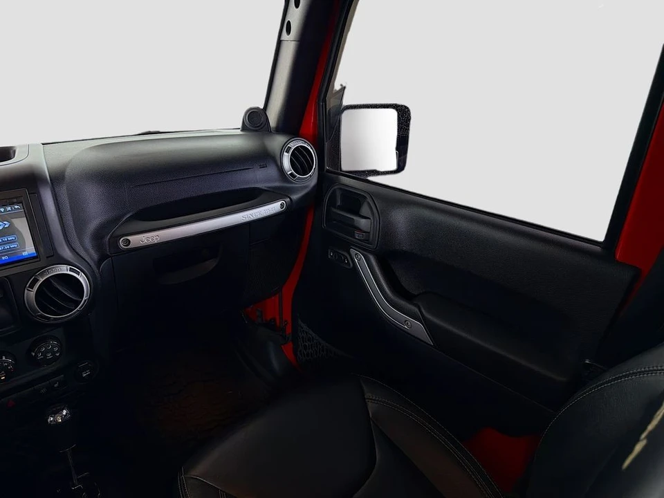 2014 Jeep JK Wrangler - Image 25 of 31
