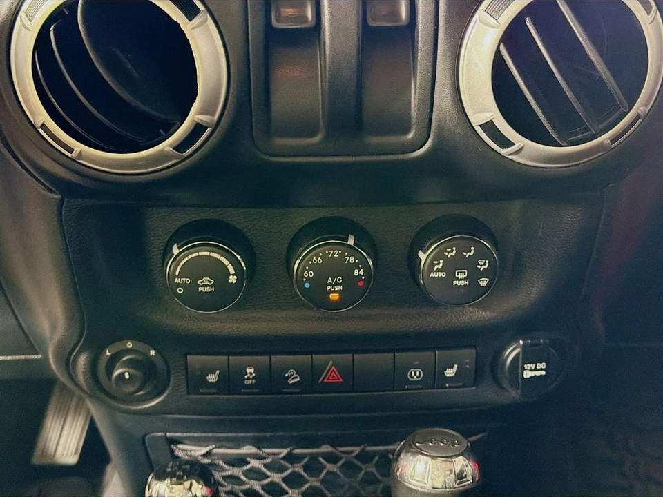 2014 Jeep JK Wrangler - Image 17 of 31