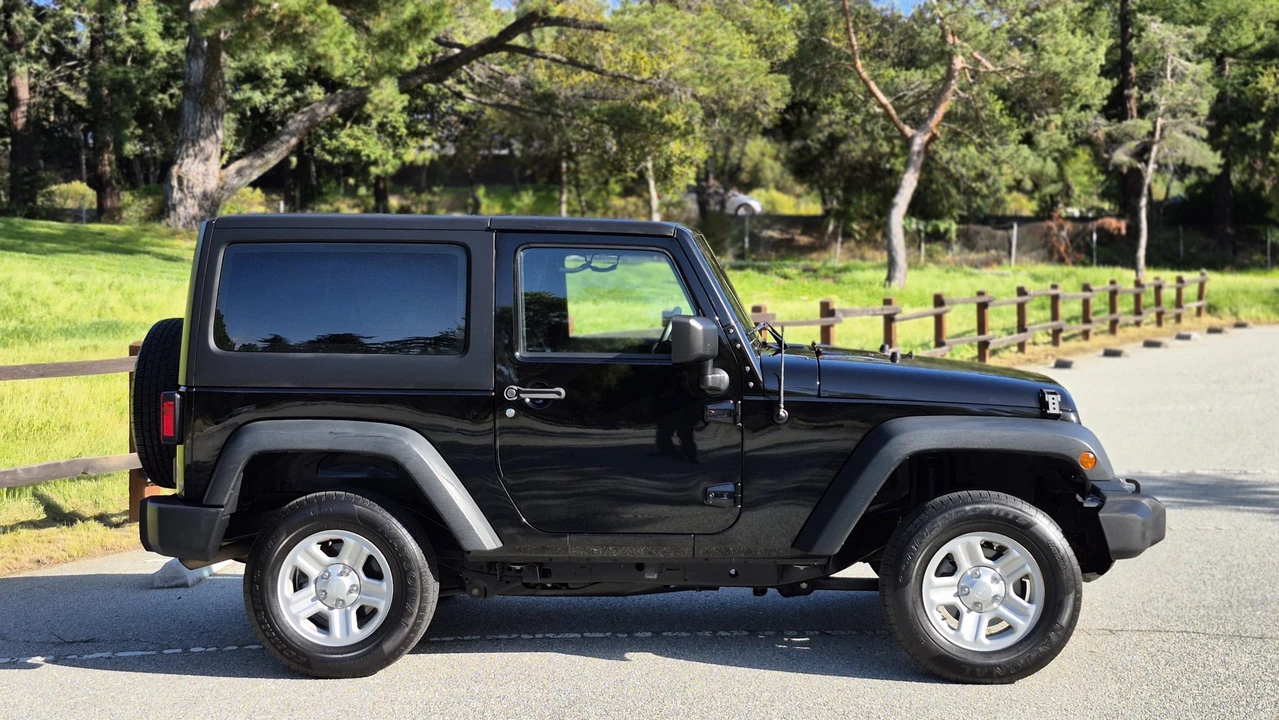 2014 Jeep JK Wrangler - Image 13 of 31