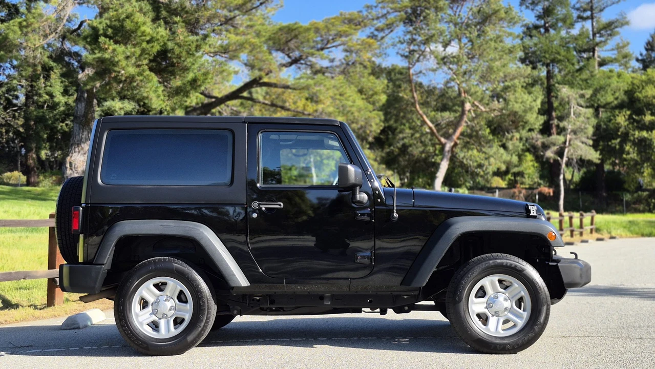 2014 Jeep JK Wrangler - Image 14 of 31