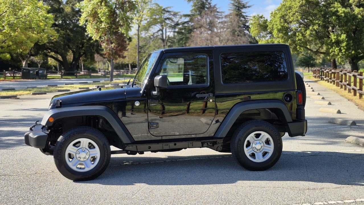2014 Jeep JK Wrangler - Image 24 of 31