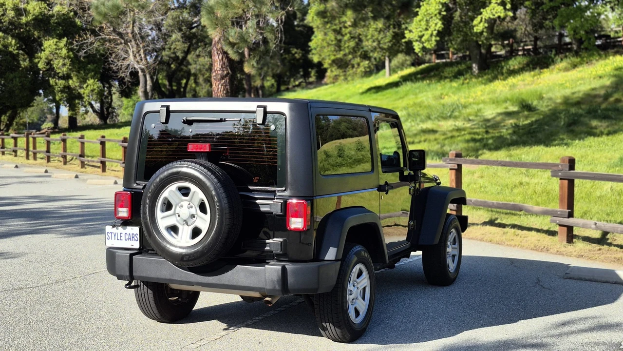 2014 Jeep JK Wrangler - Image 16 of 31