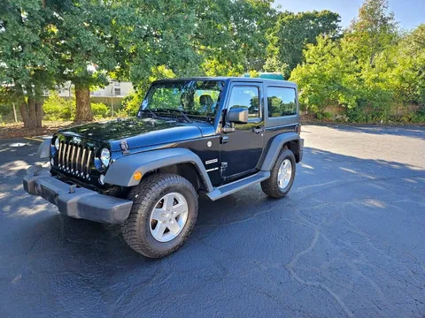 2014 Jeep Wrangler Sport 4x4 SUV