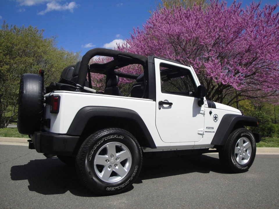 2014 Jeep JK Wrangler - Image 29 of 31