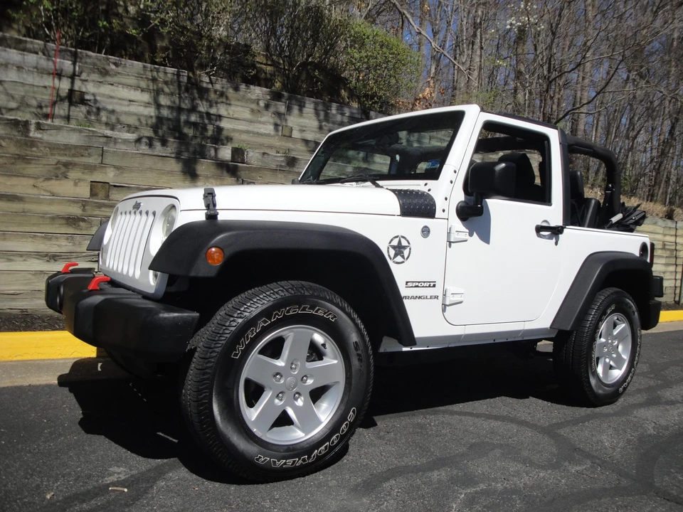2014 Jeep JK Wrangler - Image 18 of 31