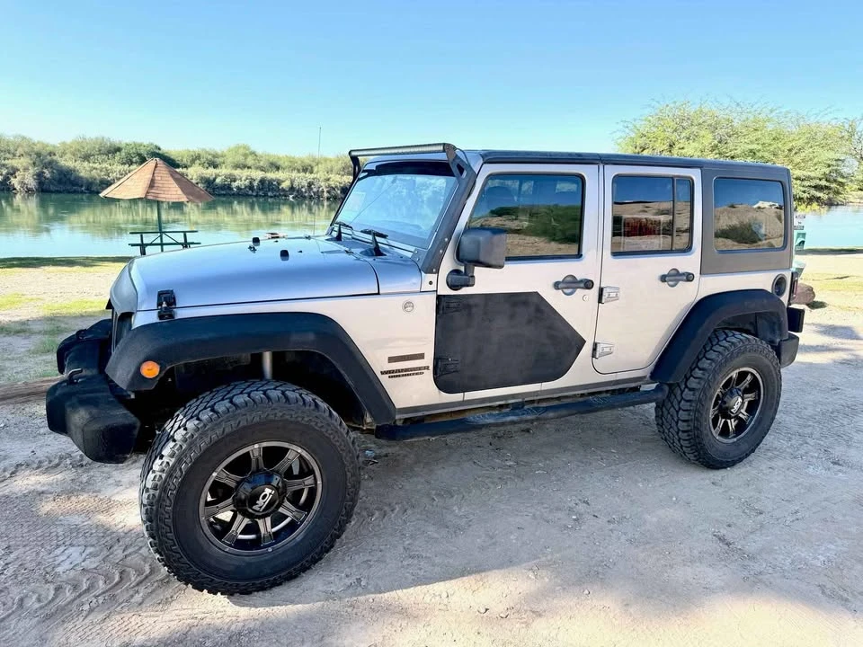 2014 Jeep JK Wrangler - Image 8 of 9