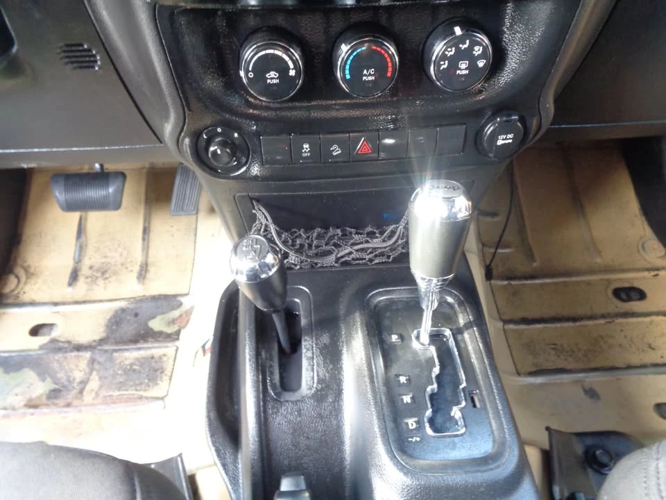 2014 Jeep JK Wrangler - Image 19 of 20