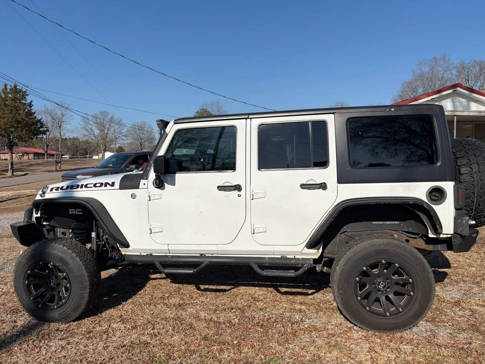 2014 Jeep JK Wrangler - Image 2 of 5