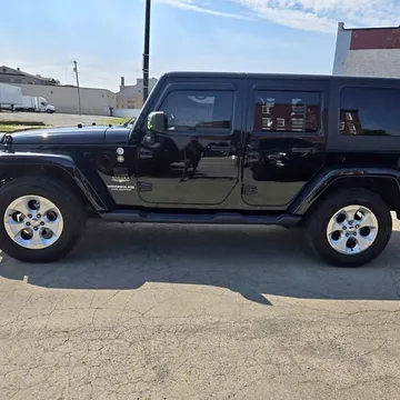 2014 Jeep Wrangler Unlimited Sahara Sport Utility 4D