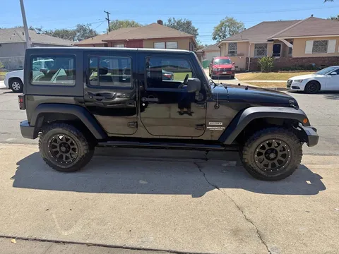 2014 Jeep Wrangler Unlimited Freedom Edition (JK) Sport Utility 4D