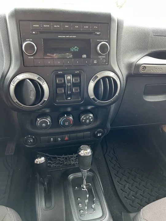 2014 Jeep JK Wrangler - Image 11 of 17