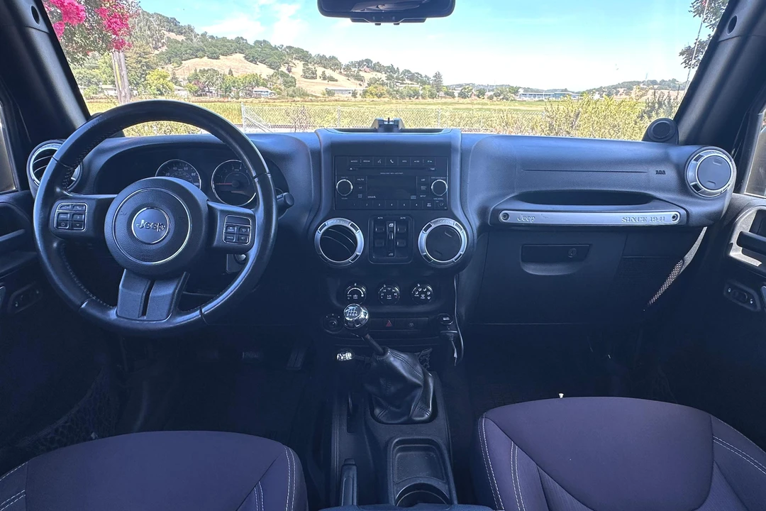 2014 Jeep JK Wrangler - Image 29 of 31