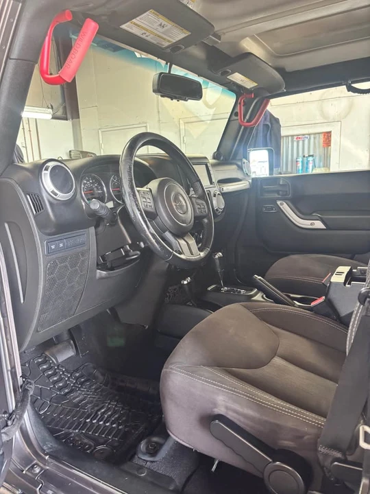 2014 Jeep JK Wrangler - Image 2 of 9