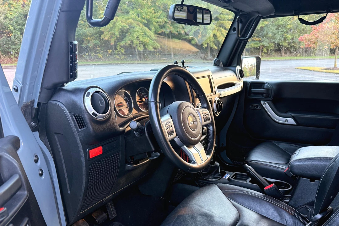 2014 Jeep JK Wrangler - Image 23 of 31