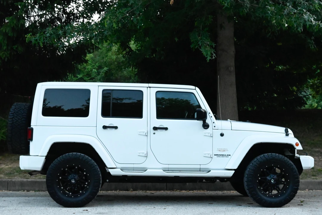 2014 Jeep JK Wrangler - Image 3 of 31