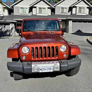 2014 Jeep Wrangler Unlimited Sahara 4x4
