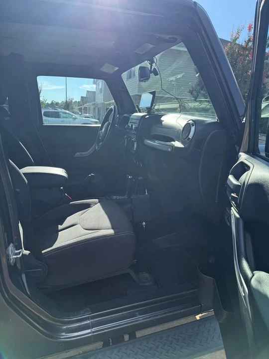 2014 Jeep JK Wrangler - Image 7 of 10