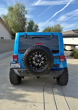2014 Jeep Wrangler Unlimited Sahara Polar Edition