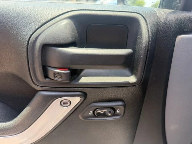 2014 Jeep JK Wrangler - Image 28 of 31