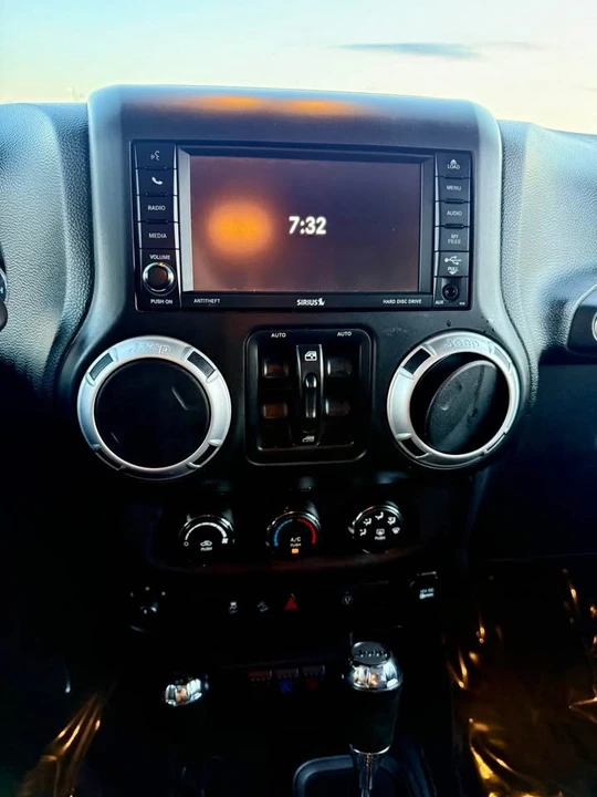 2014 Jeep JK Wrangler - Image 17 of 18