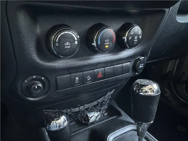 2014 Jeep JK Wrangler - Image 16 of 21