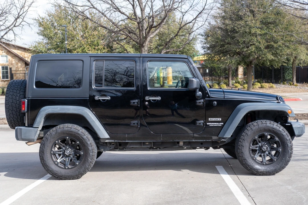 2014 Jeep JK Wrangler - Image 3 of 31