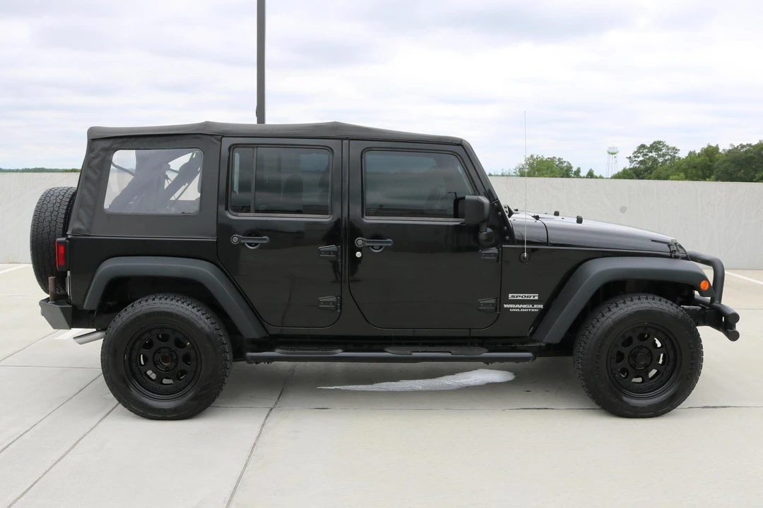 2014 Jeep JK Wrangler - Image 3 of 5