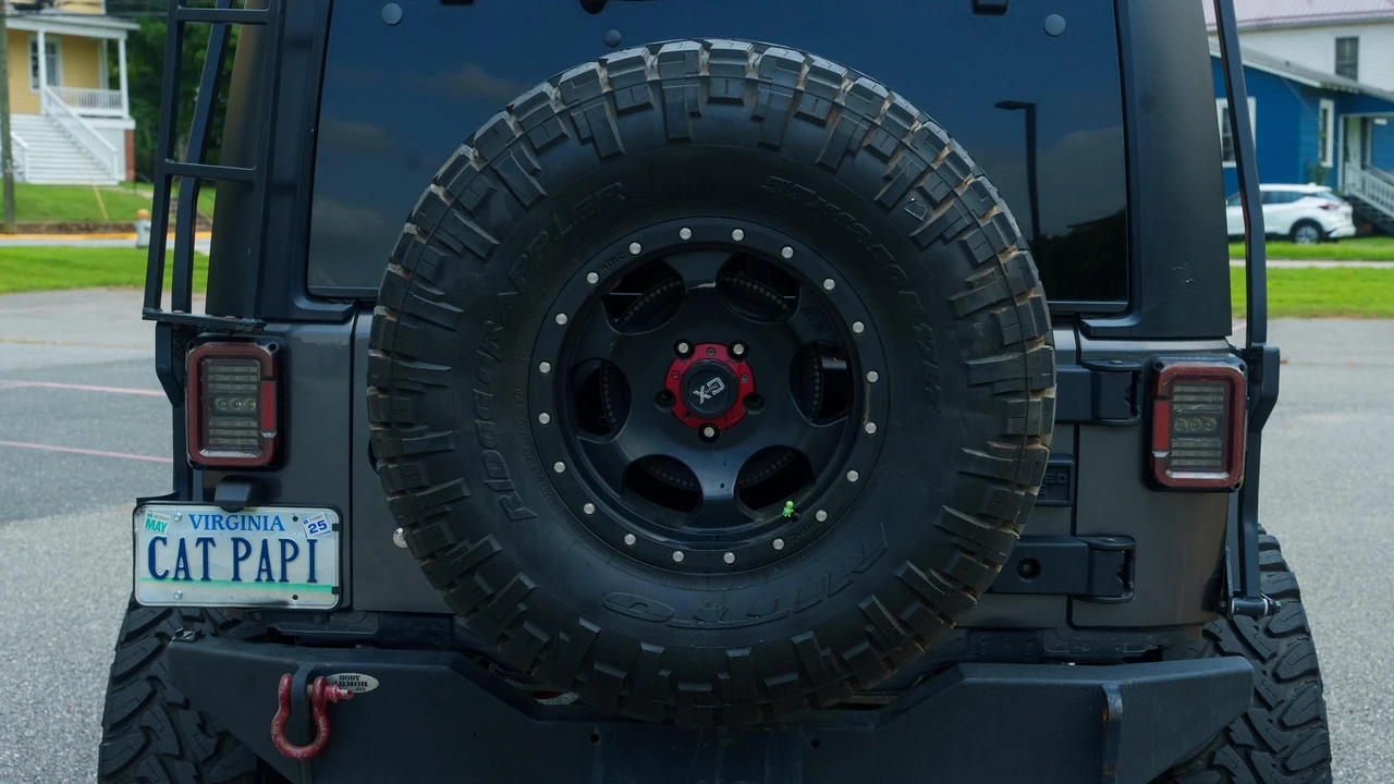 2014 Jeep JK Wrangler - Image 24 of 31
