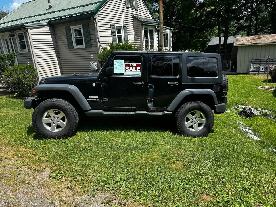 2014 Jeep JK Wrangler - Image 3 of 9