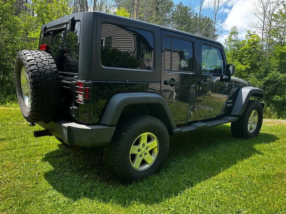 2014 Jeep JK Wrangler - Image 2 of 9