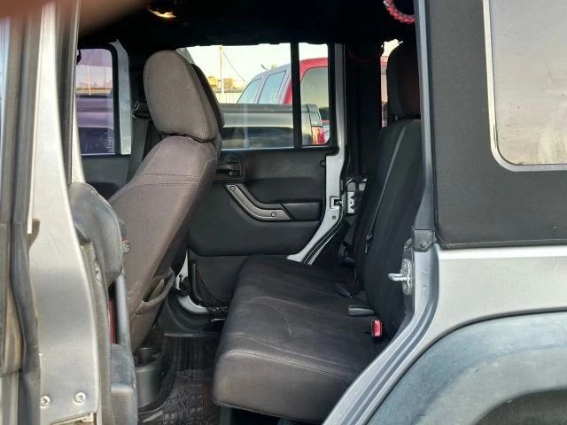 2014 Jeep - Image 11 of 16