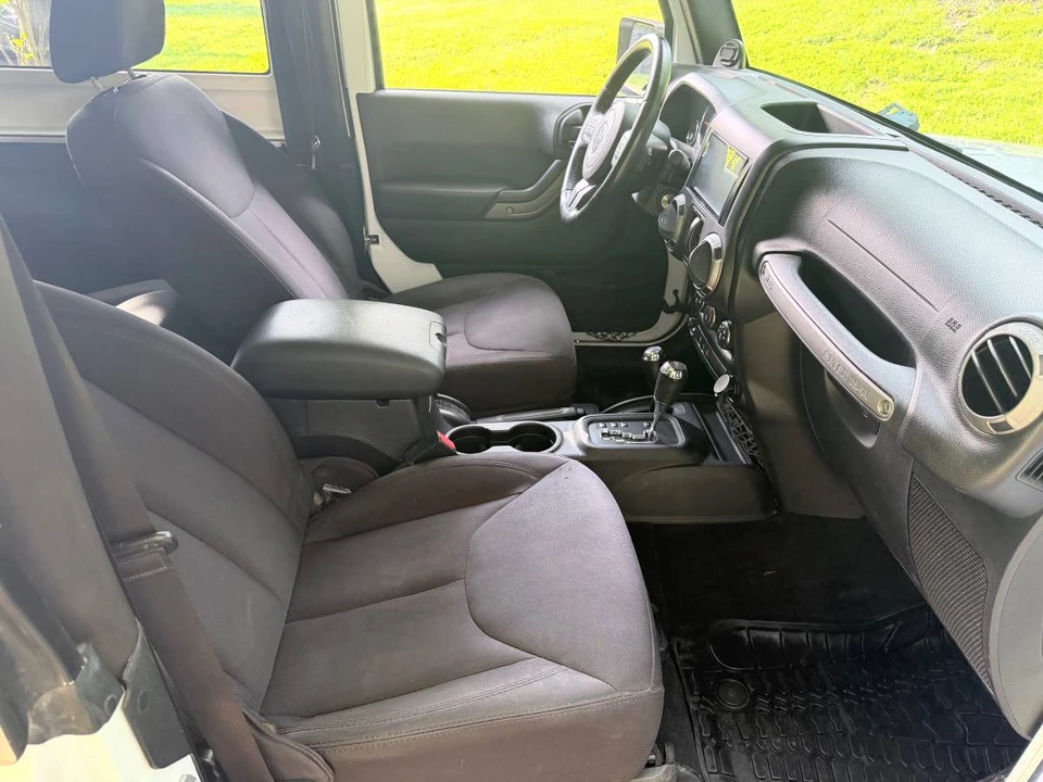 2014 Jeep JK Wrangler - Image 15 of 20