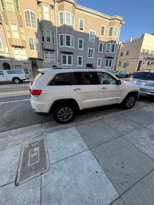 2014 Jeep WK2 Grand Cherokee - Image 2 of 3