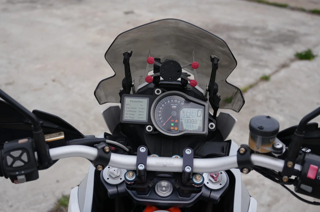 2014 KTM - Image 22 of 31