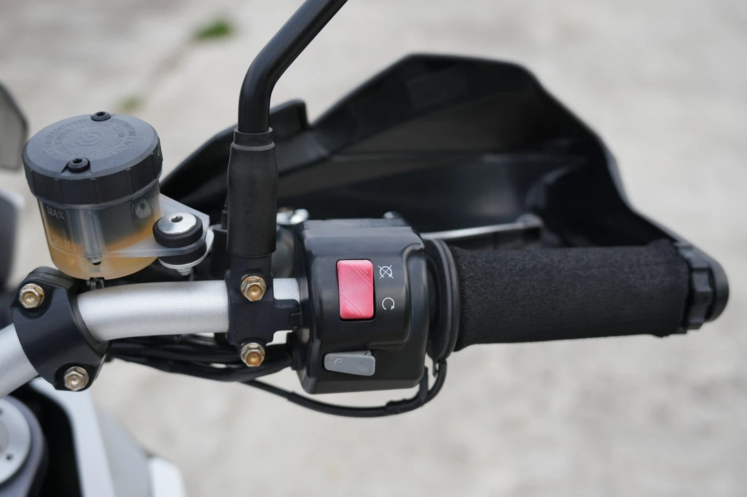 2014 KTM - Image 30 of 31