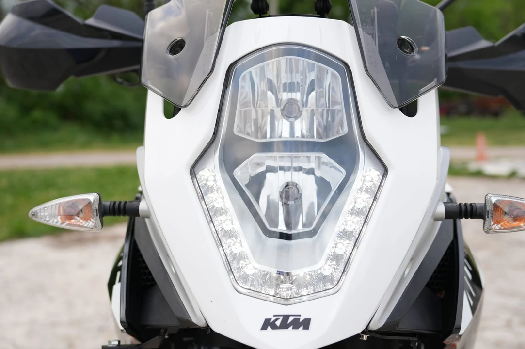 2014 KTM - Image 12 of 31