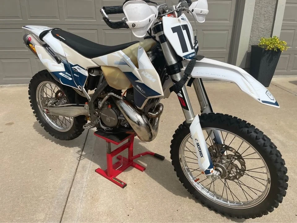 2014 KTM - Image 4 of 5