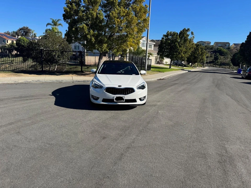 2014 Kia - Image 8 of 13