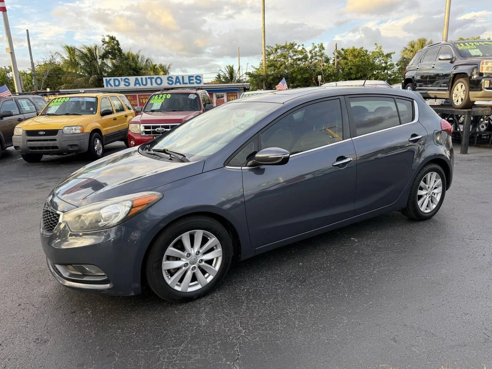 2014 Kia Forte - Image 2 of 12