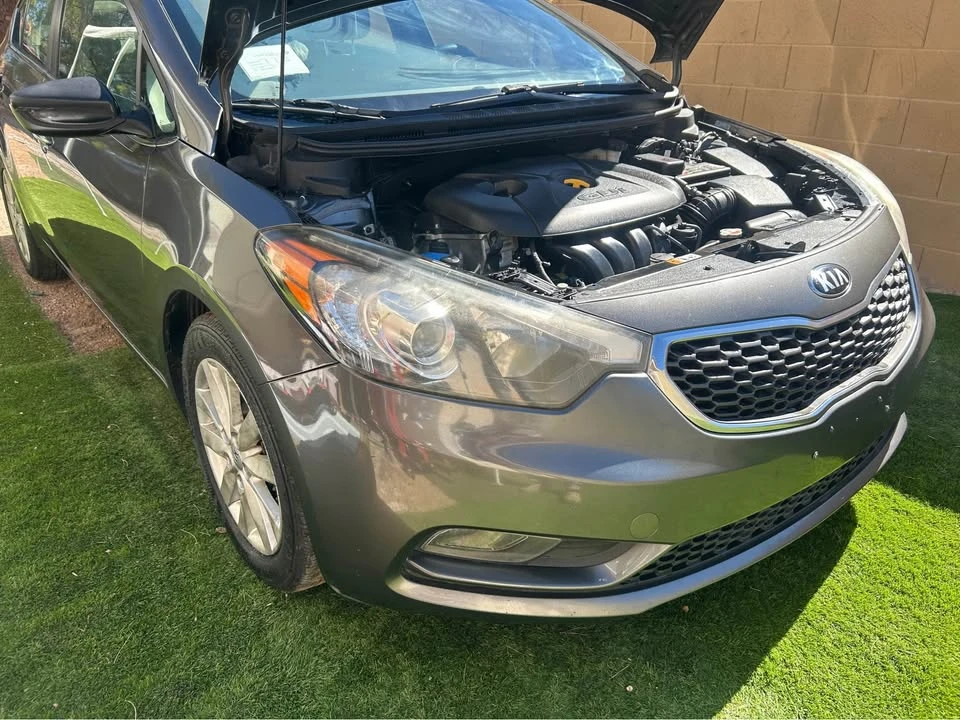 2014 Kia Forte - Image 5 of 12