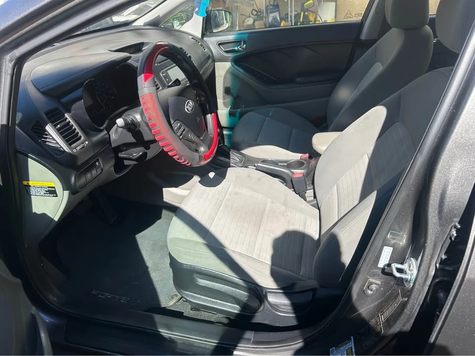 2014 Kia Forte - Image 8 of 12