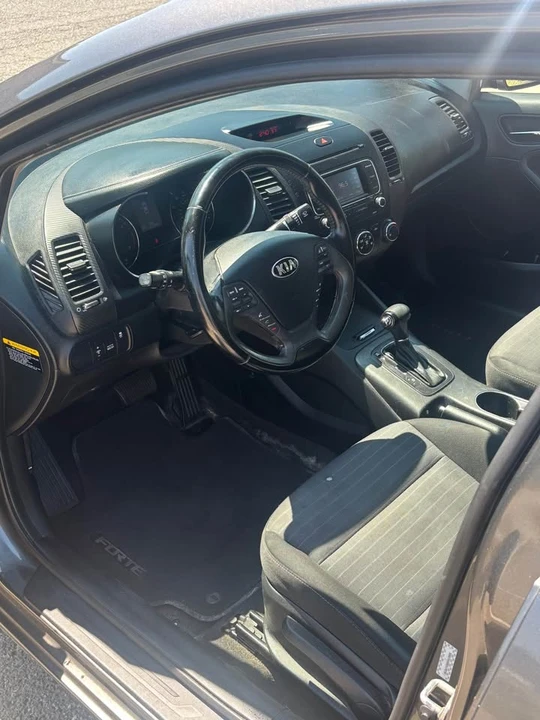2014 Kia Forte - Image 9 of 10