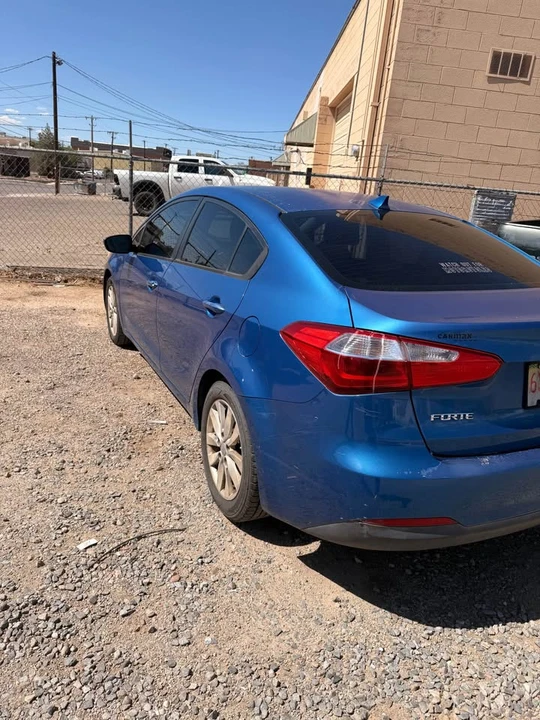 2014 Kia Forte - Image 2 of 13