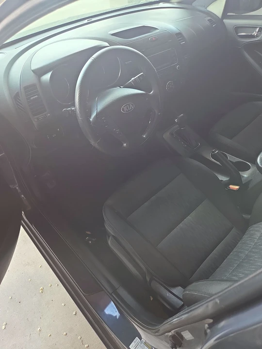 2014 Kia Forte - Image 7 of 9