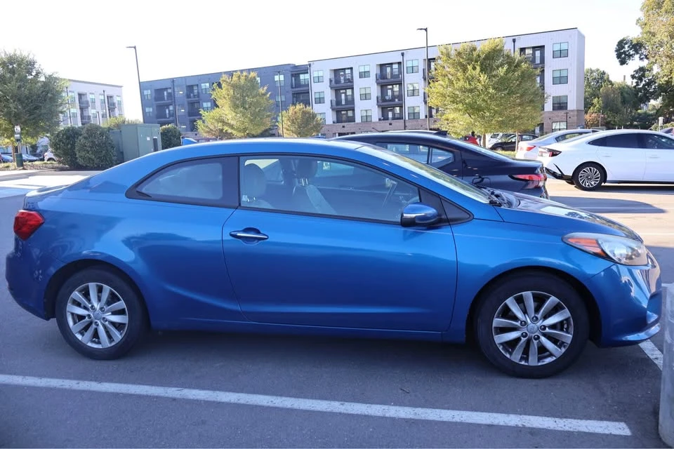 2014 Kia Forte - Image 2 of 11