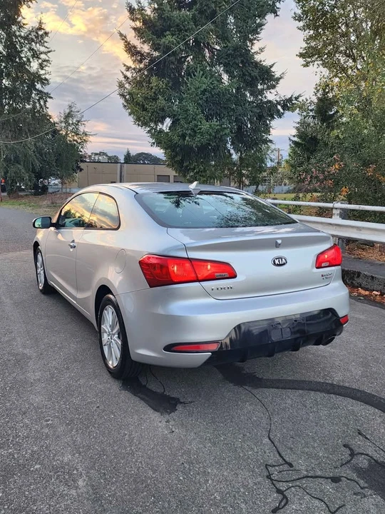2014 Kia Forte - Image 4 of 17