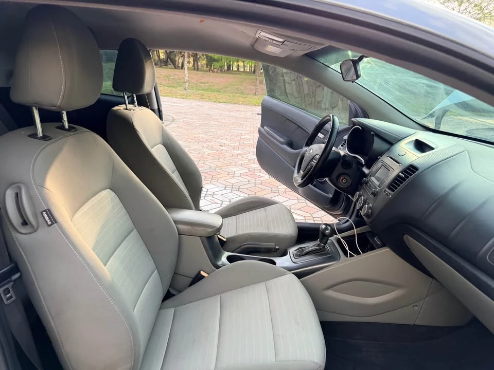 2014 Kia Forte - Image 14 of 20