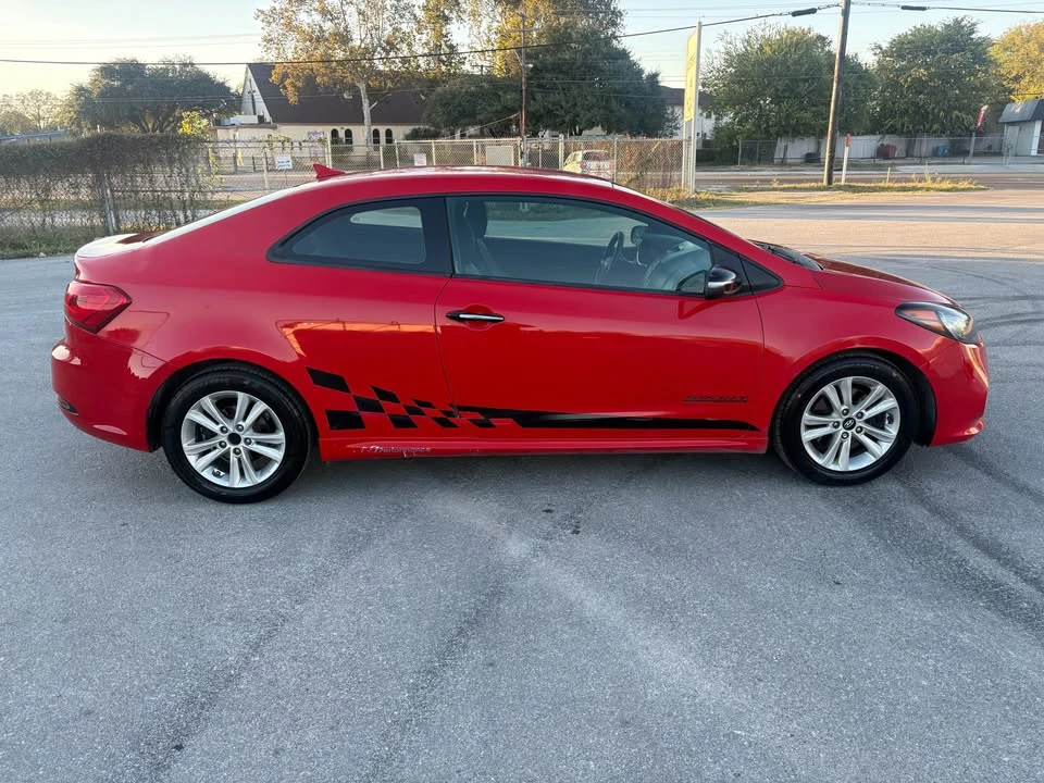 2014 Kia Forte - Image 6 of 11