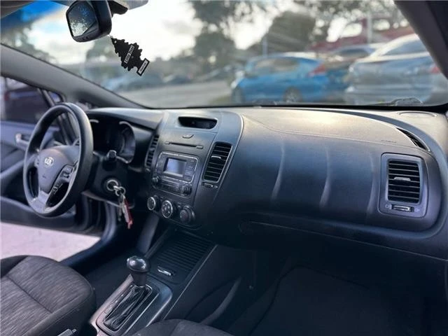 2014 Kia Forte - Image 14 of 21